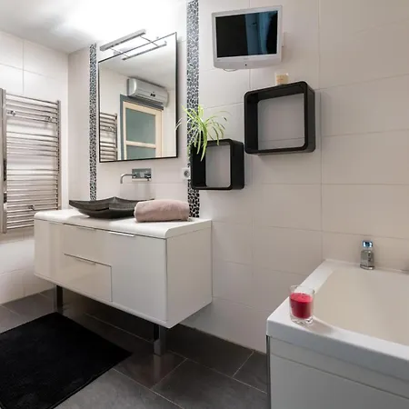 Semesterbostad Hestia - Piscine Privee Agde