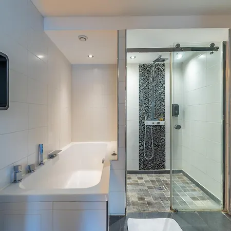 Hestia - Piscine Privee Semesterbostad *